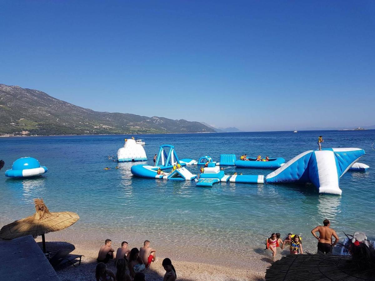 Beachfront Apartments Kate オレビック エクステリア 写真