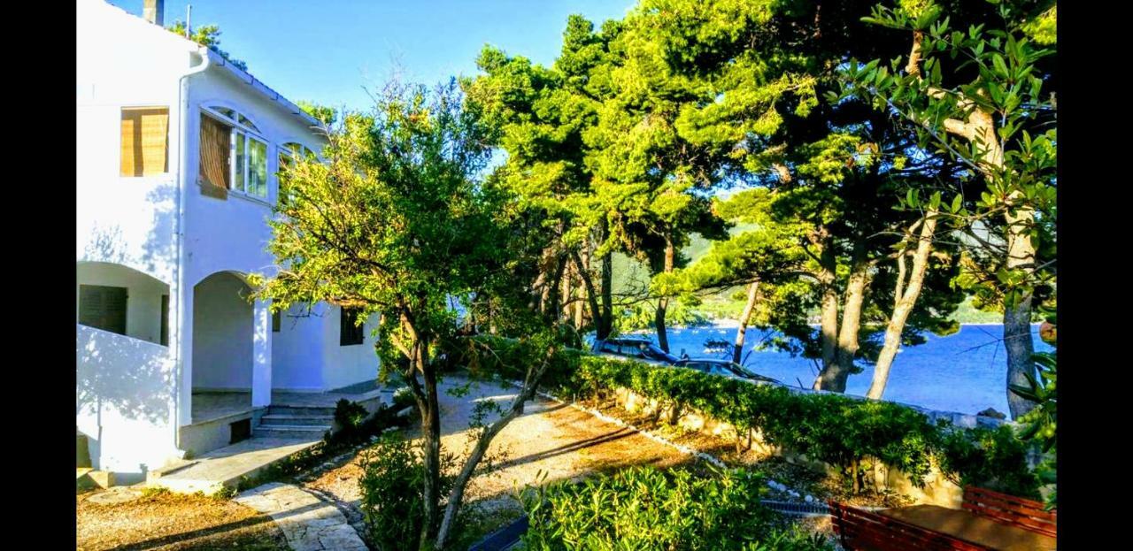 Beachfront Apartments Kate オレビック エクステリア 写真