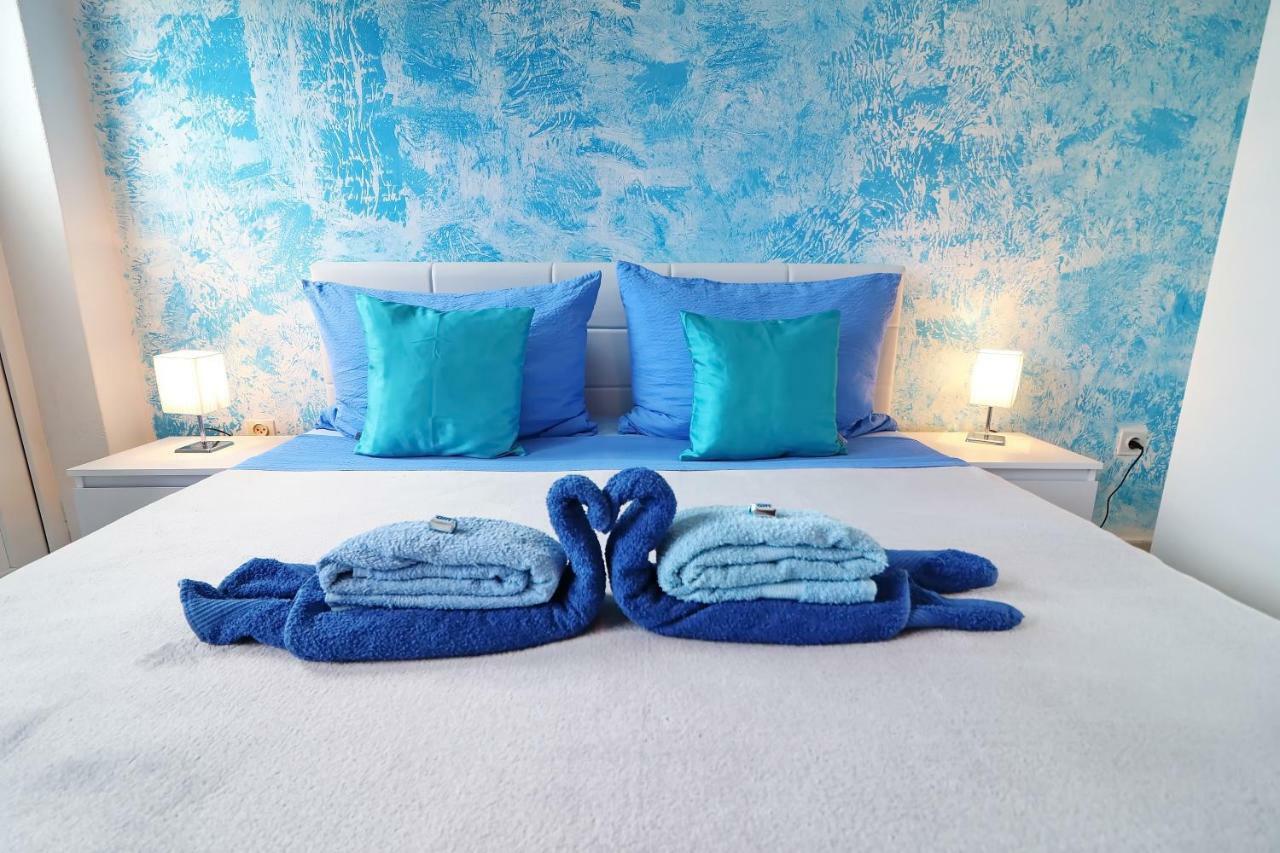 Beachfront Apartments Kate オレビック エクステリア 写真